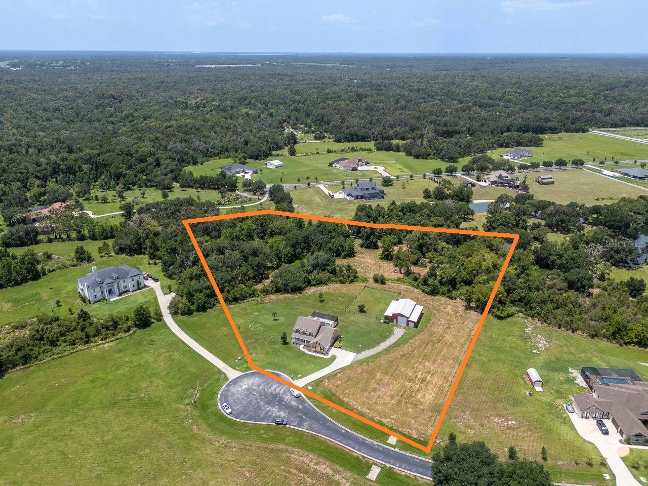 8703 Alafia Hills, Plant City, FL 33567