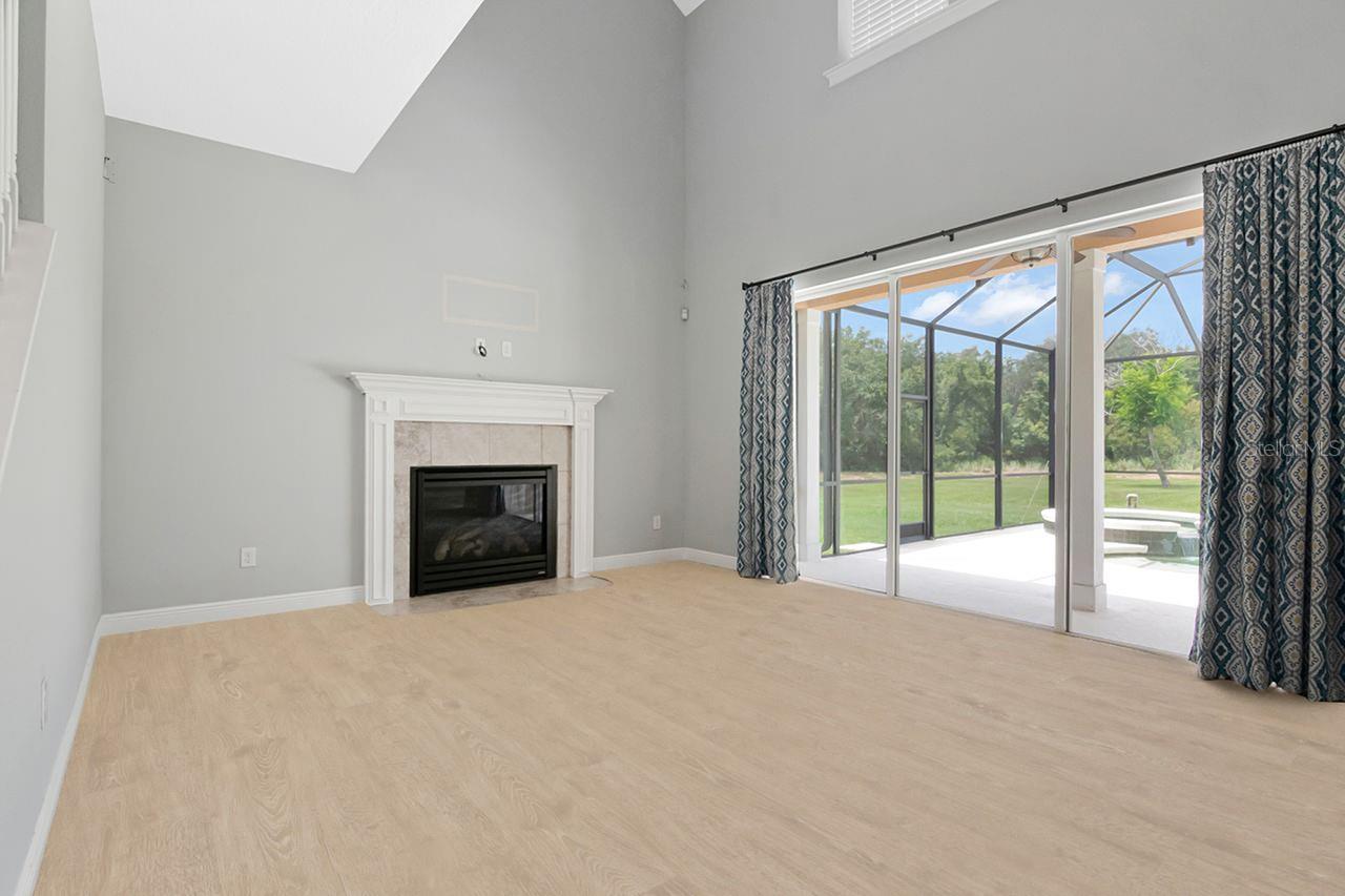 8703 Alafia Hills, Plant City, FL 33567