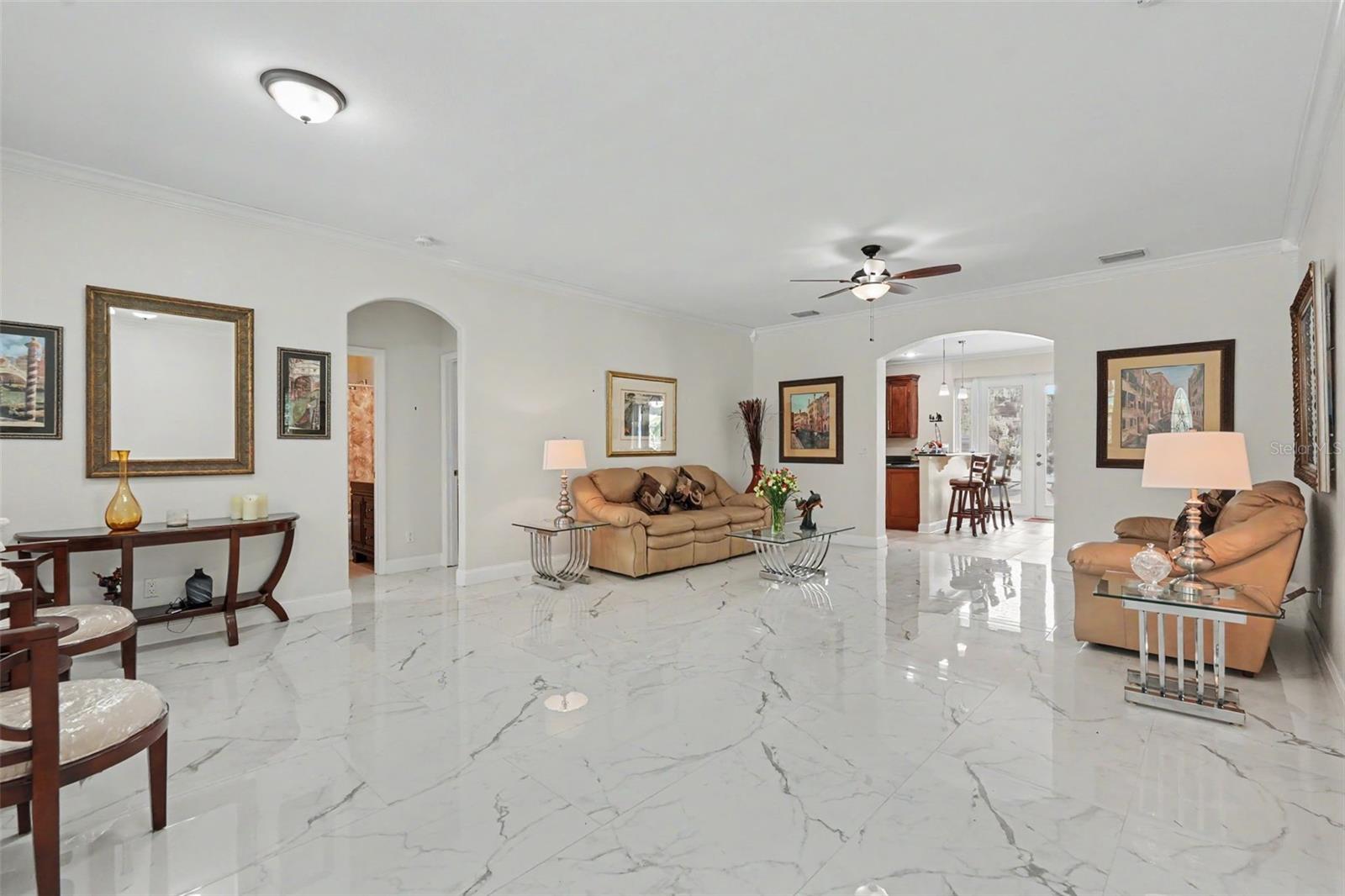 2007 61st, Sarasota, FL 34243