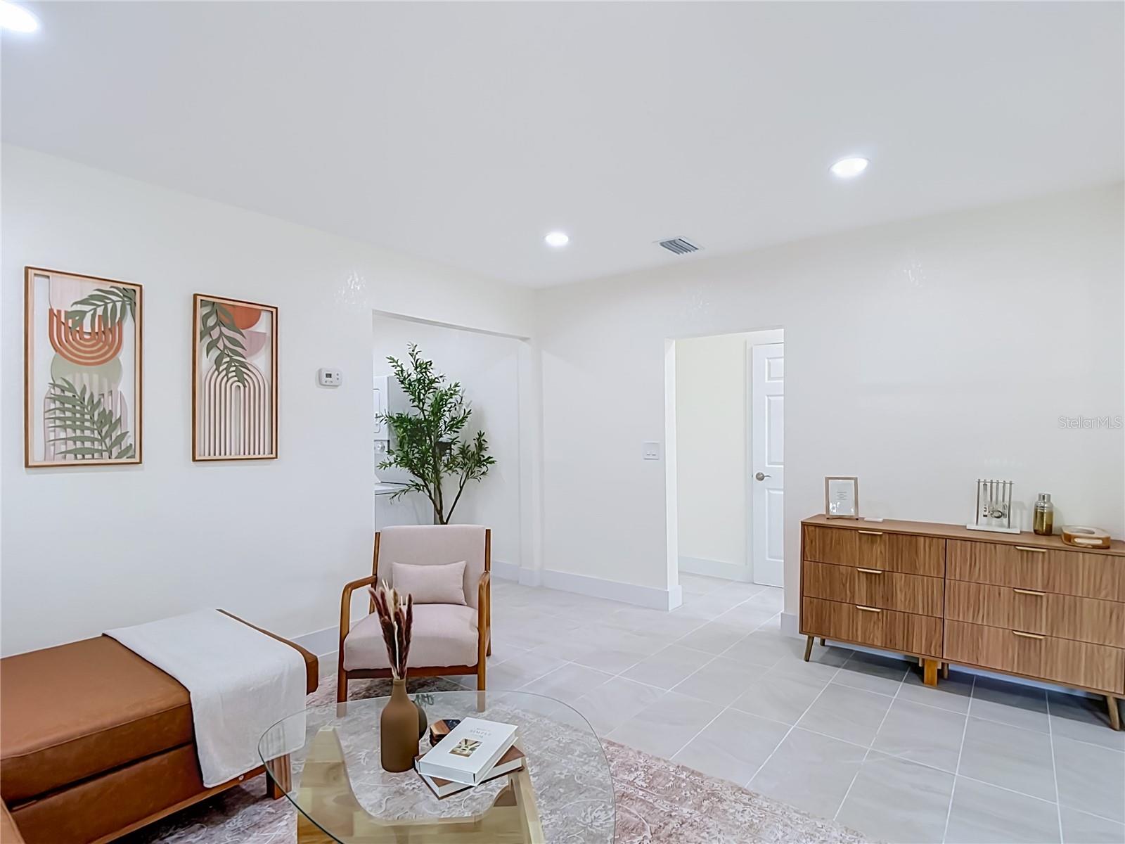 8010 13th, Tampa, FL 33604