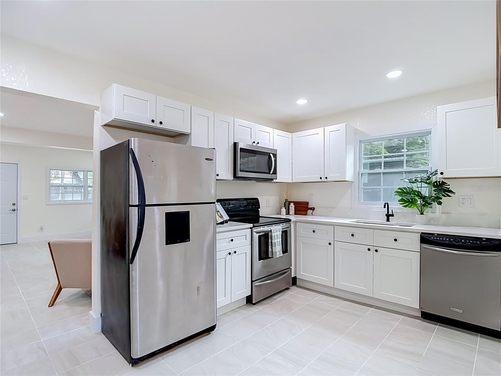 8010 13th, Tampa, FL 33604