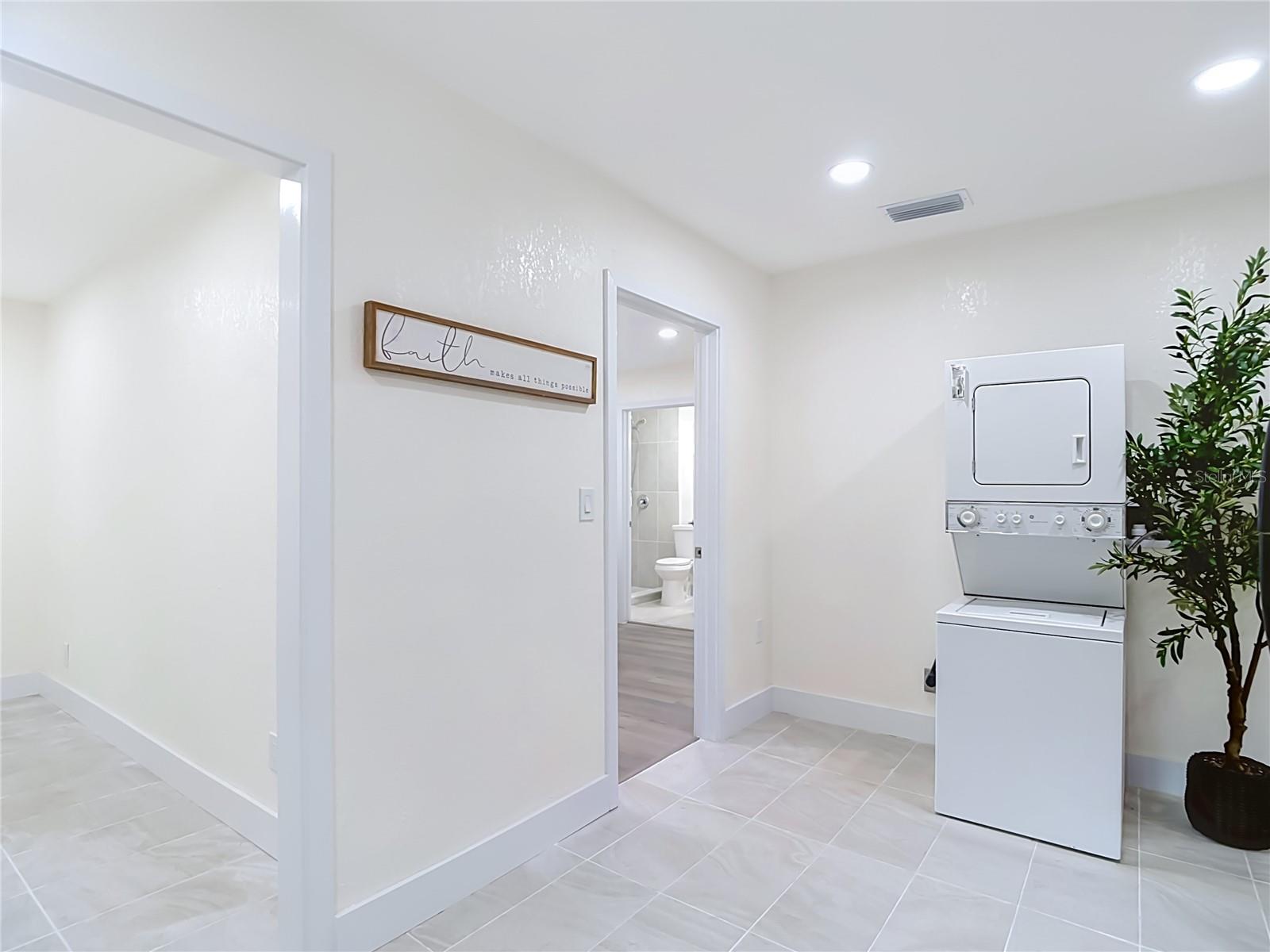 8010 13th, Tampa, FL 33604
