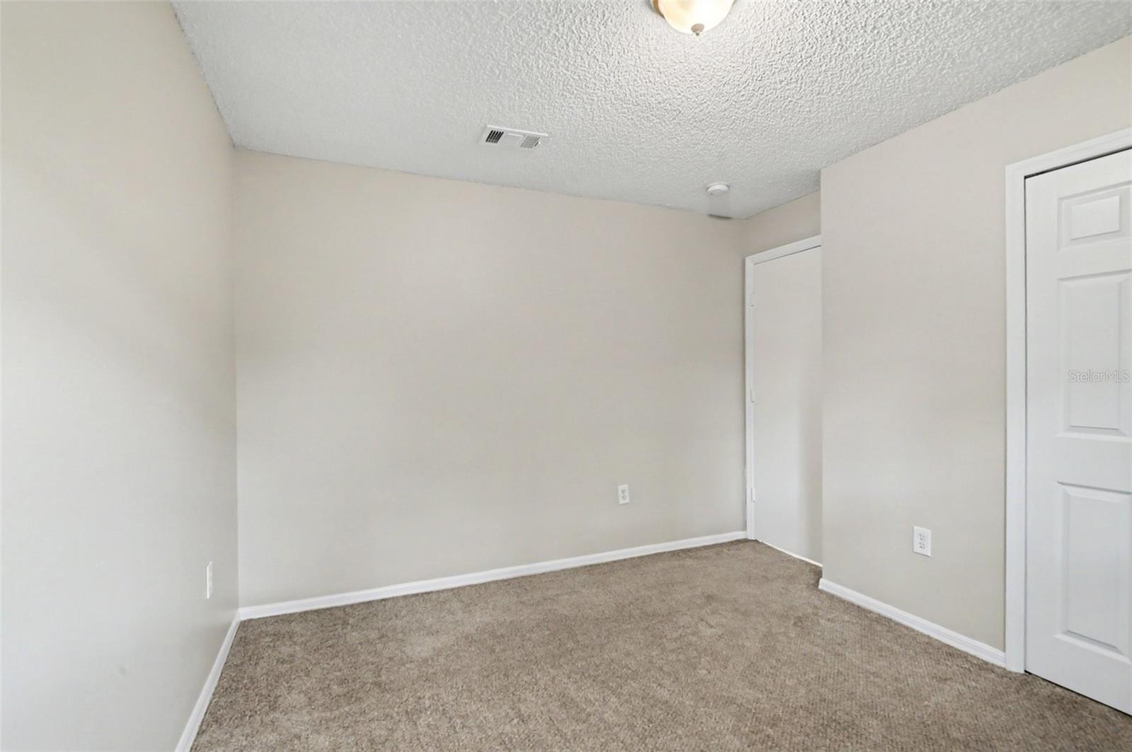 5655 New Cambridge, Orlando, FL 32810