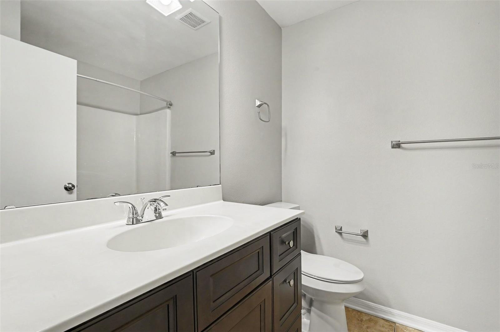 5655 New Cambridge, Orlando, FL 32810