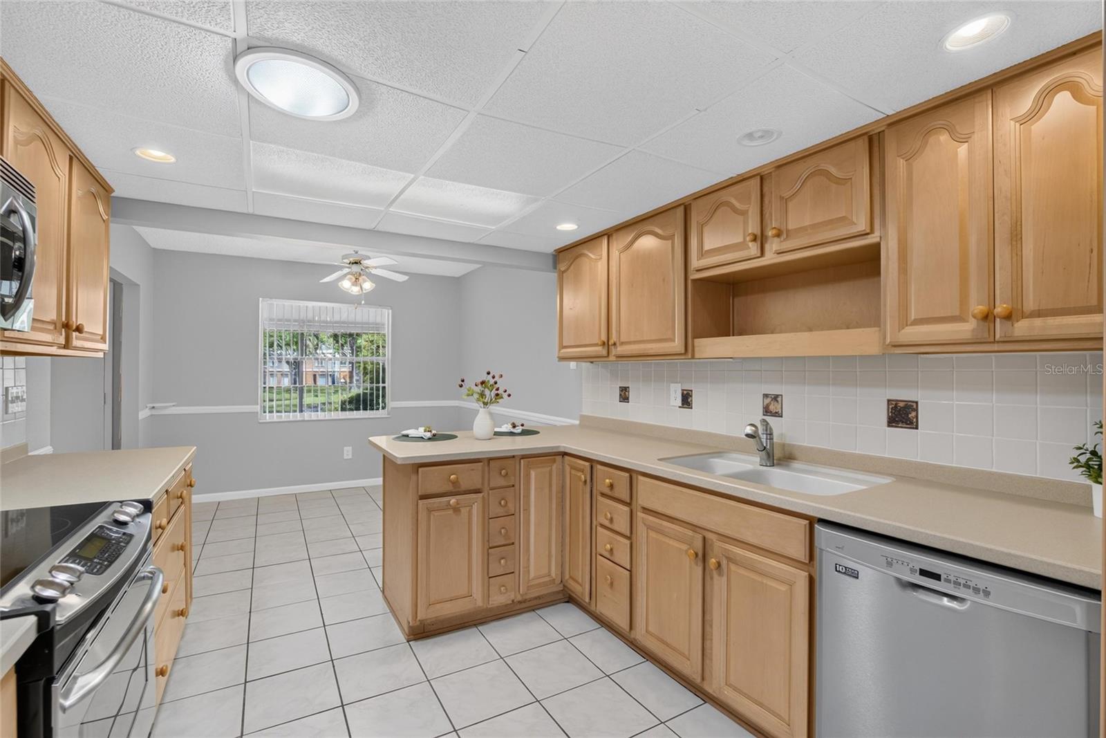 1244 Del Webb, Sun City Center, FL 33573