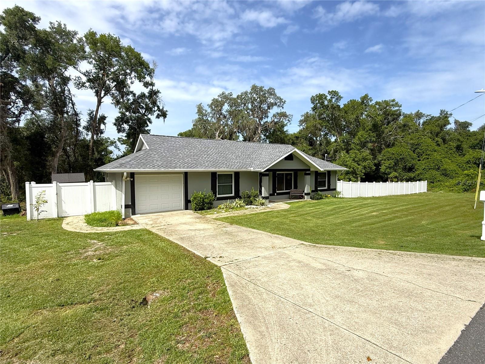 10 Emerald, Ocala, FL 34472