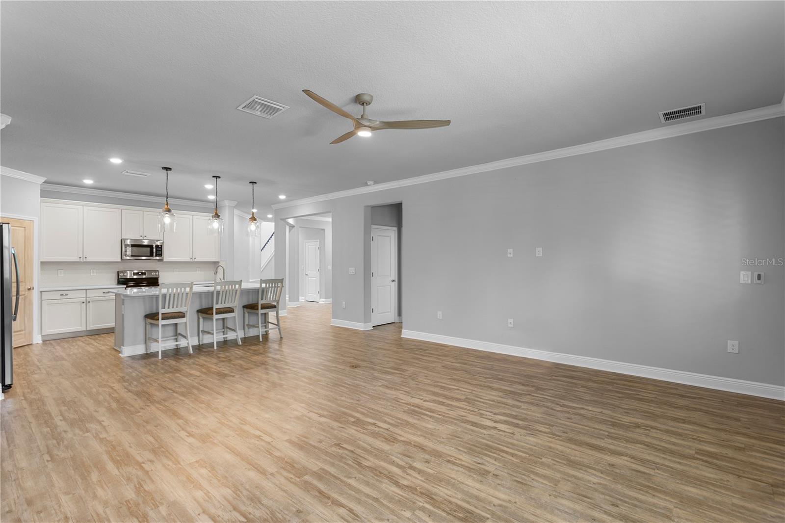 602 Ozona Village, Palm Harbor, FL 34683