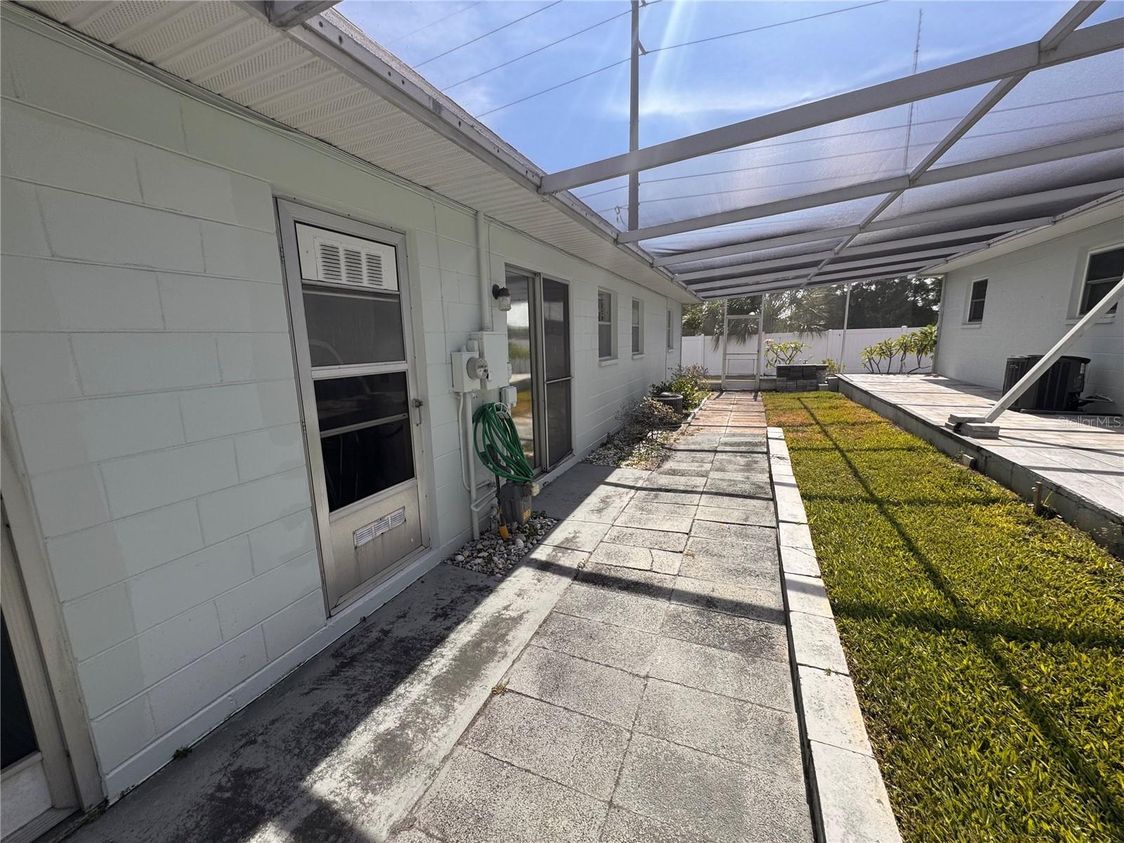 12400 Park Unit 625, Seminole, FL 33772
