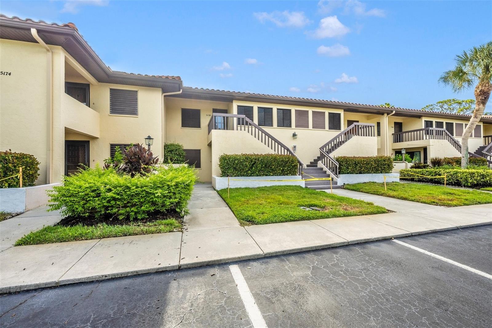 5178 Lake Village Unit 86, Sarasota, FL 34235