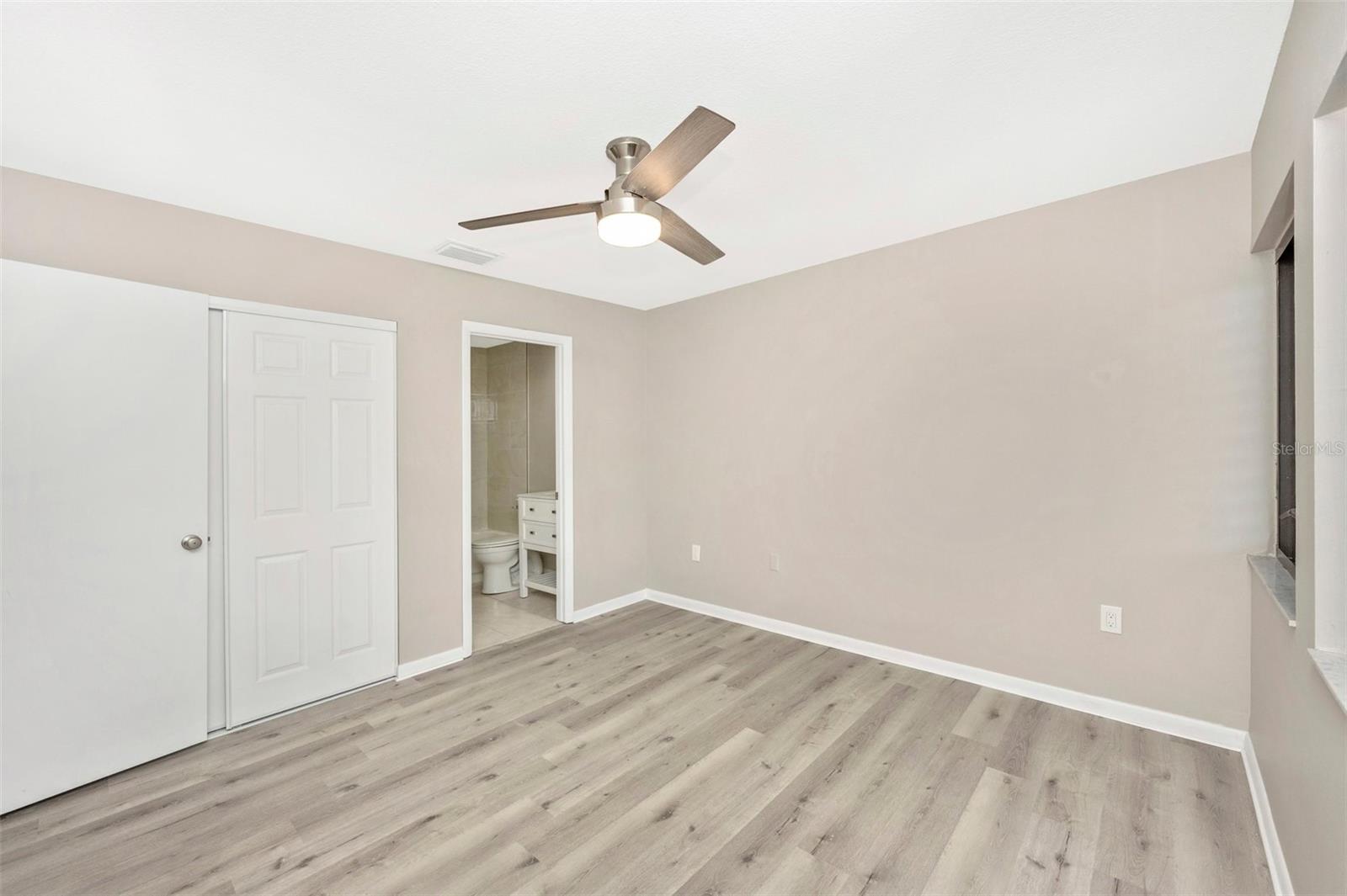 5178 Lake Village Unit 86, Sarasota, FL 34235