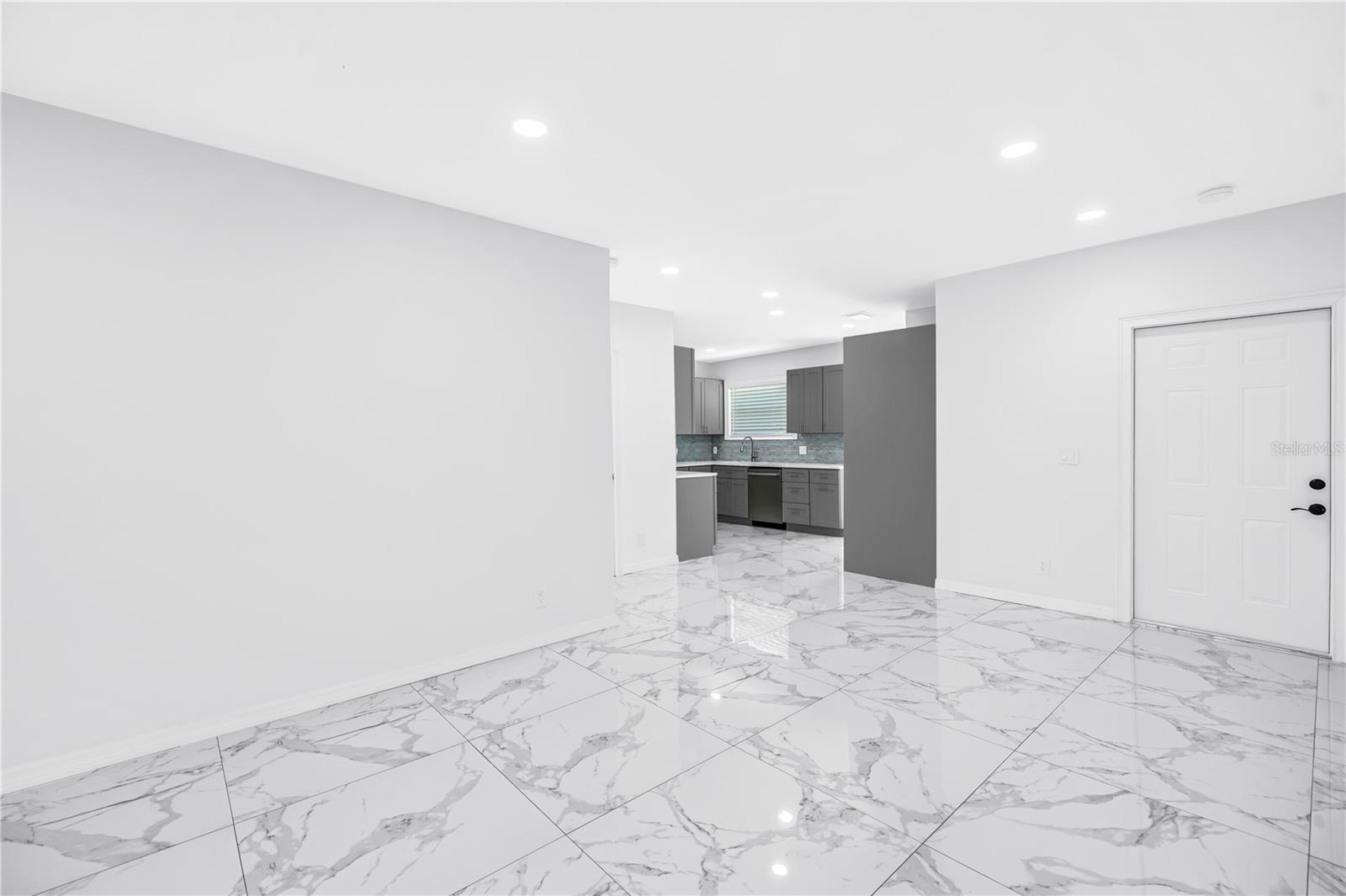 1827 16th, St Petersburg, FL 33705