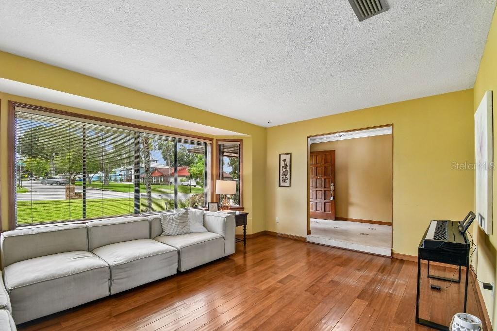 507 Fernwood, Altamonte Springs, FL 32701