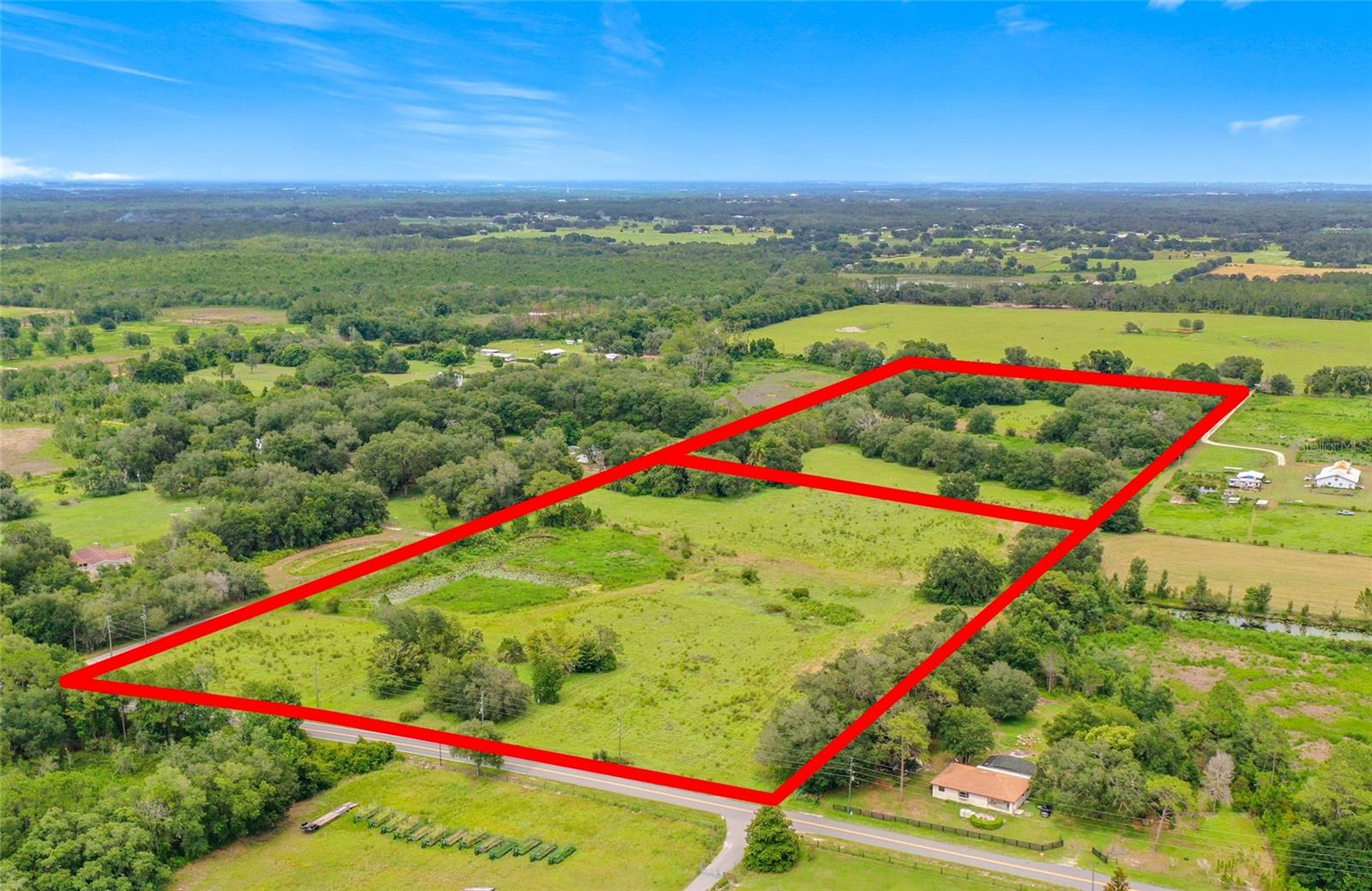 2736 Empire Church, Groveland, FL 34736