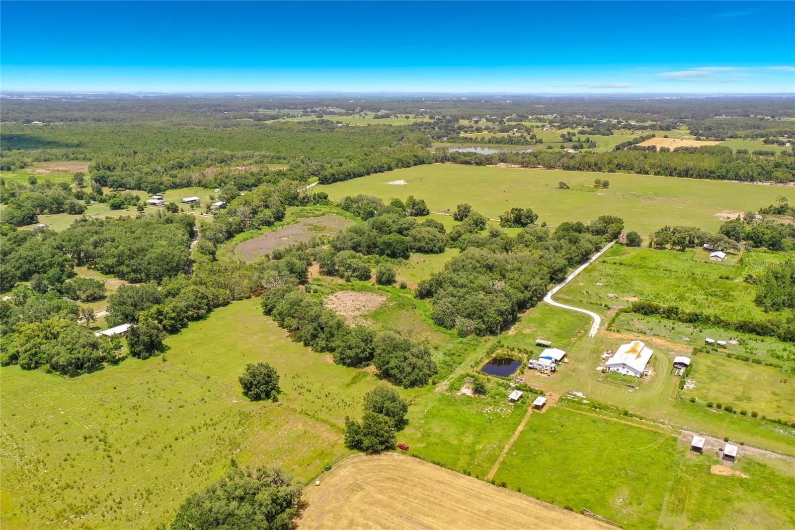 2736 Empire Church, Groveland, FL 34736