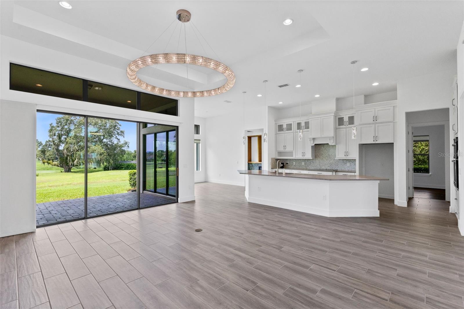 25858 Crossings Bluff, Sorrento, FL 32776