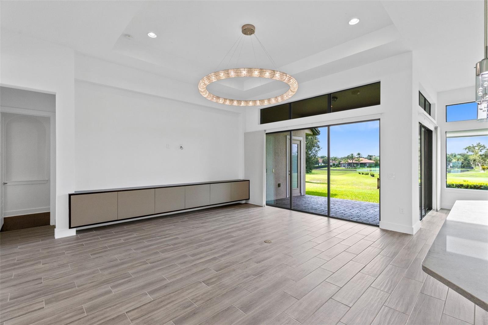 25858 Crossings Bluff, Sorrento, FL 32776