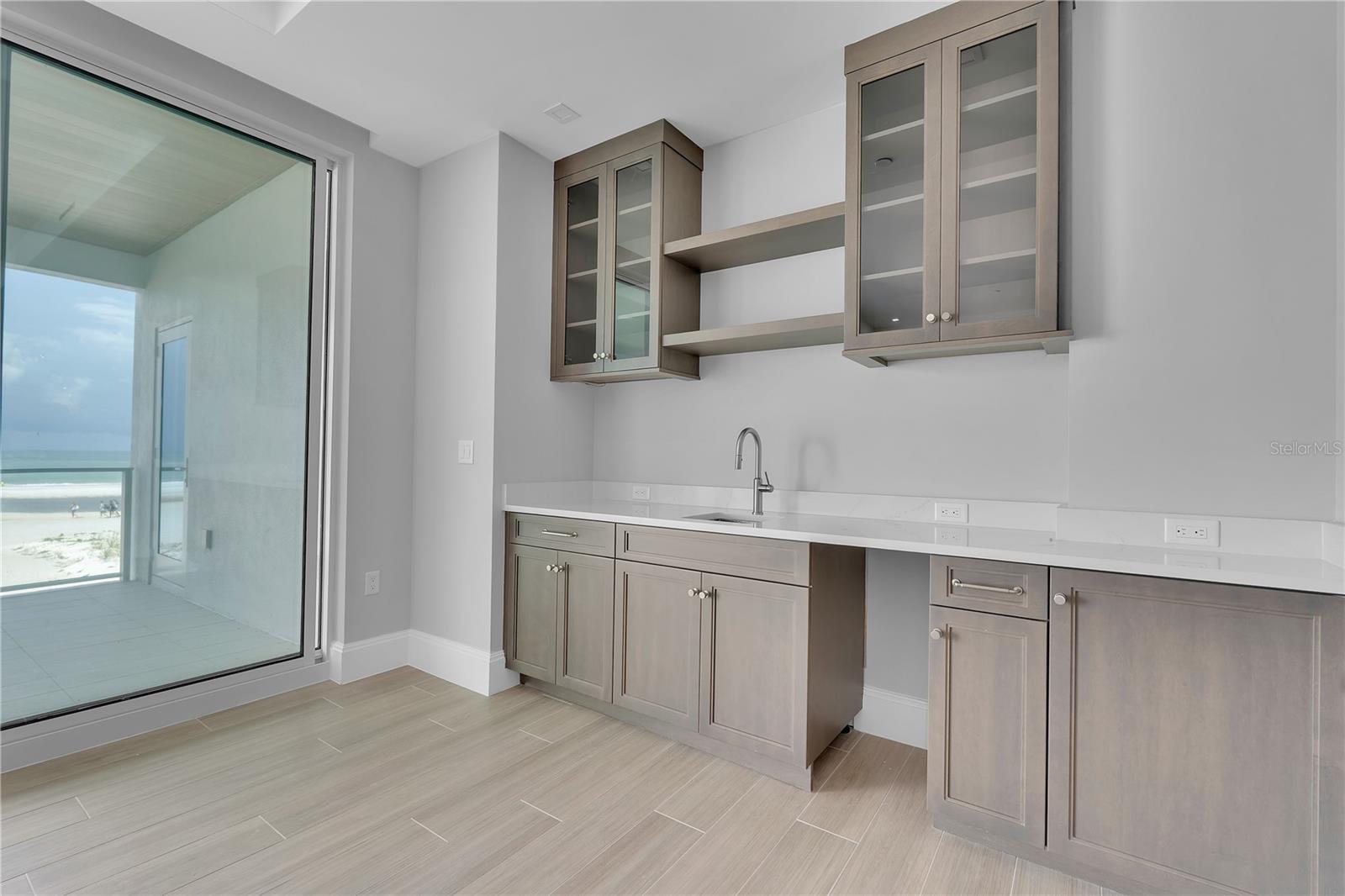 70 Avenida Veneccia Unit 202, Sarasota, FL 34242