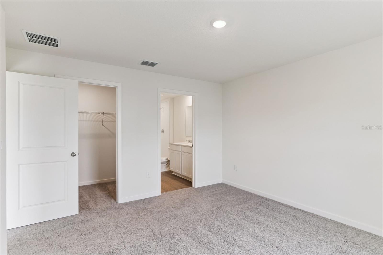 333 Bass, Poinciana, FL 34759