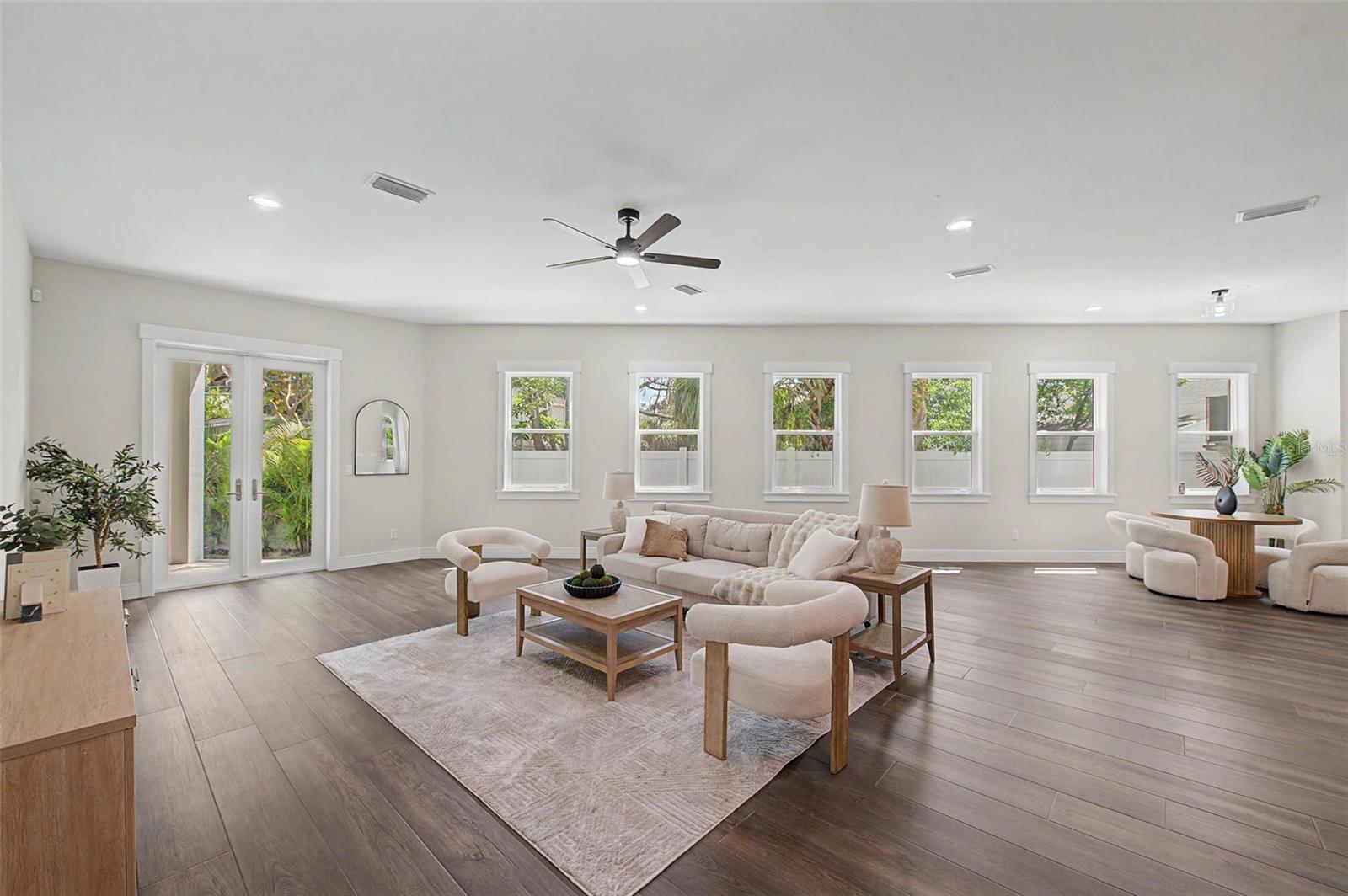 110 Arrawana Unit 2, Tampa, FL 33609