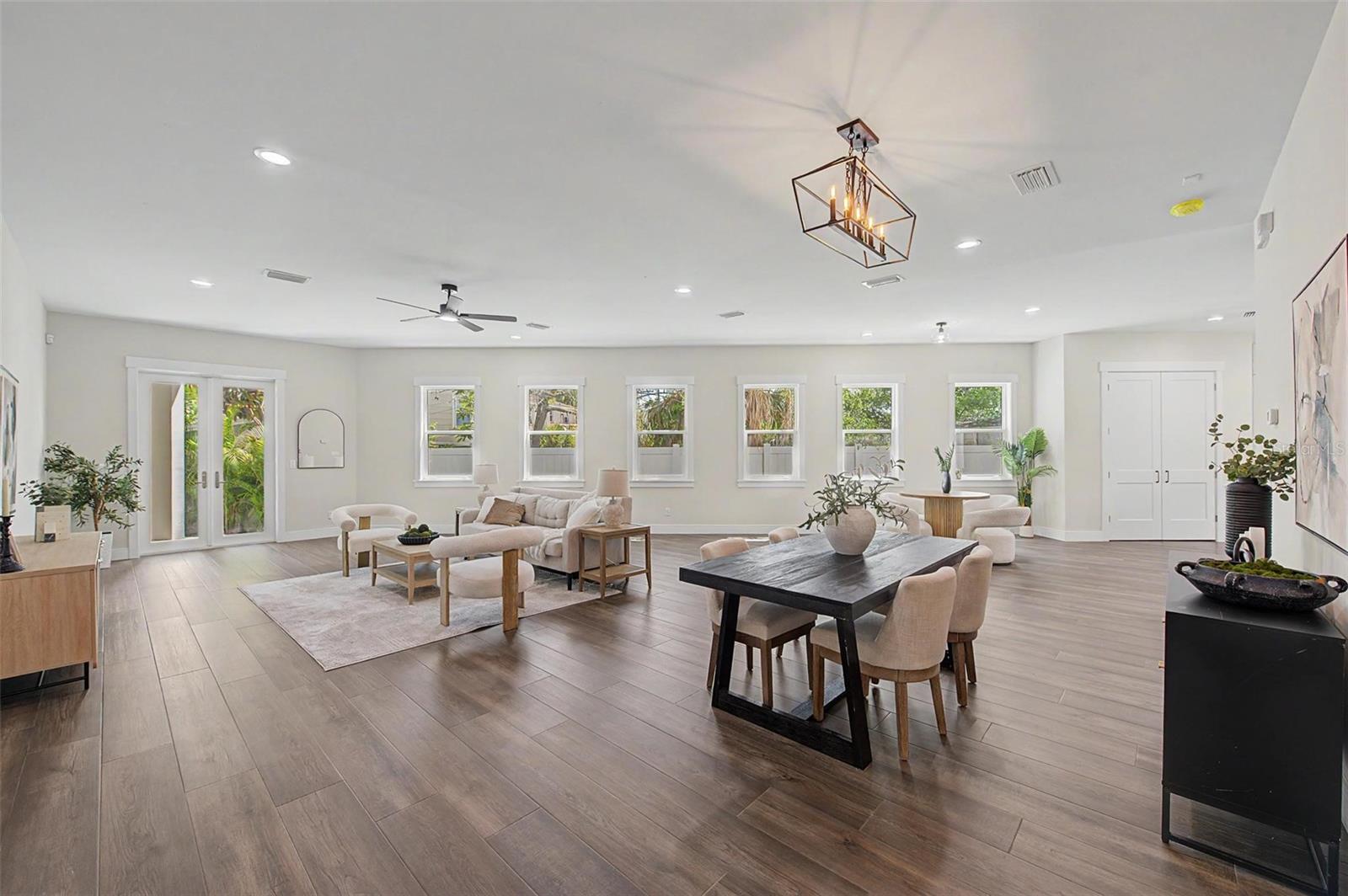 110 Arrawana Unit 2, Tampa, FL 33609