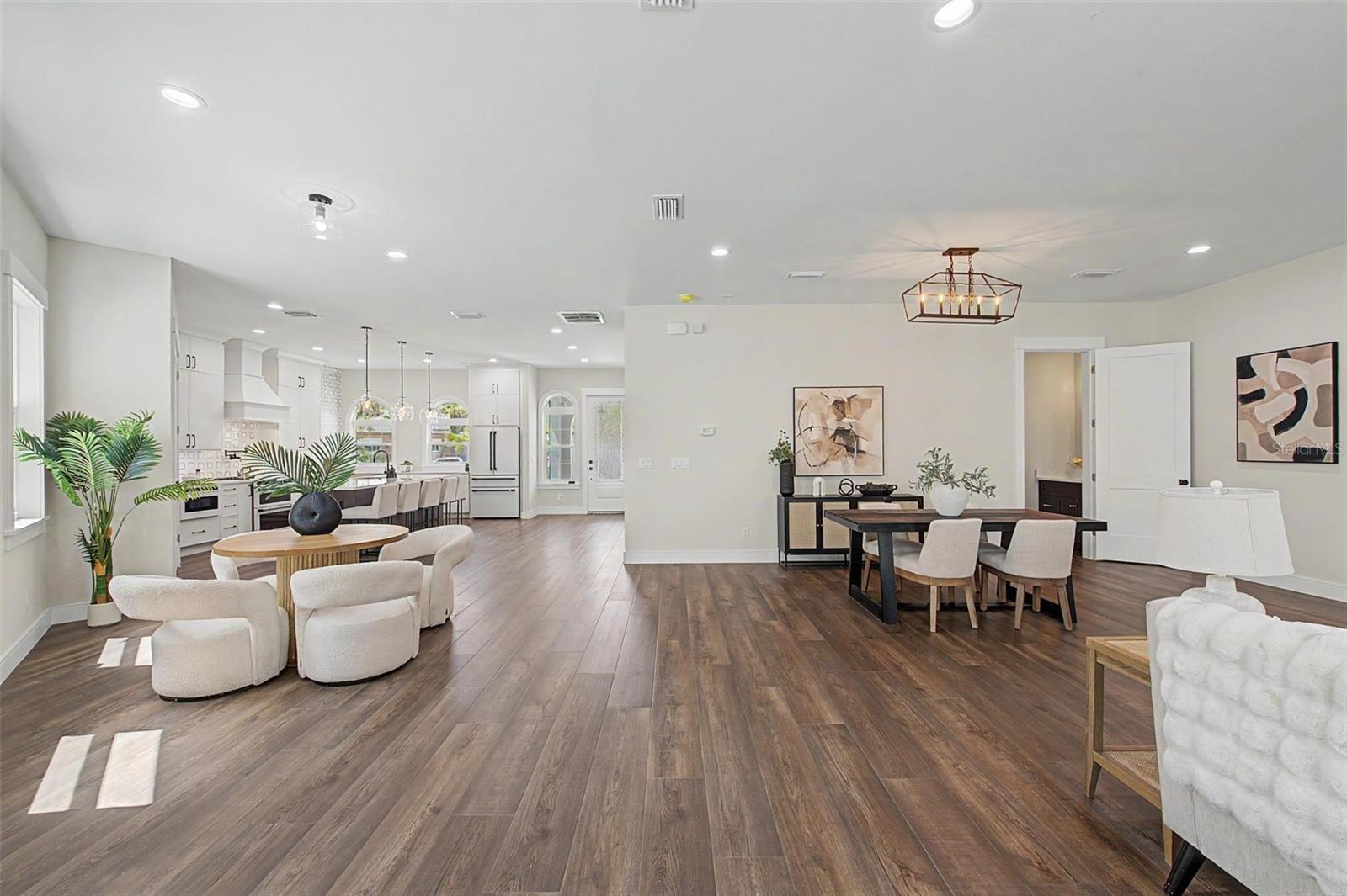 110 Arrawana Unit 2, Tampa, FL 33609