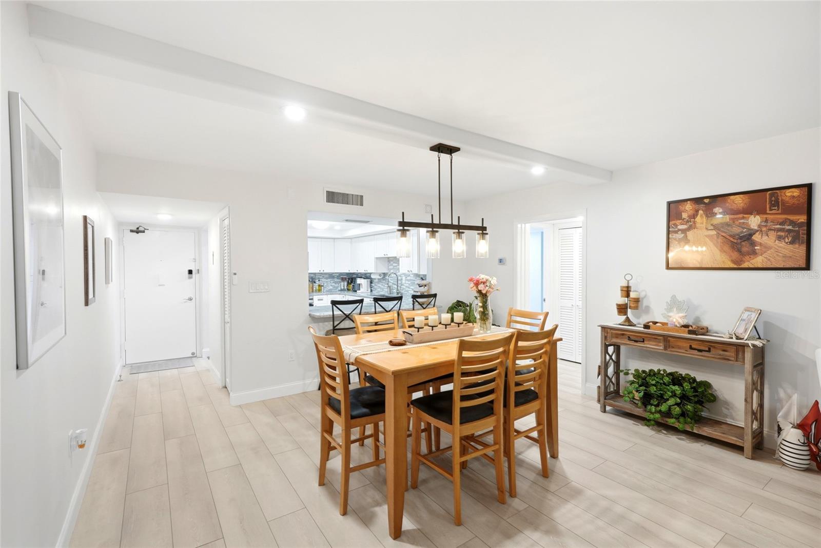 17920 Gulf Unit 1502, St Petersburg, FL 33708