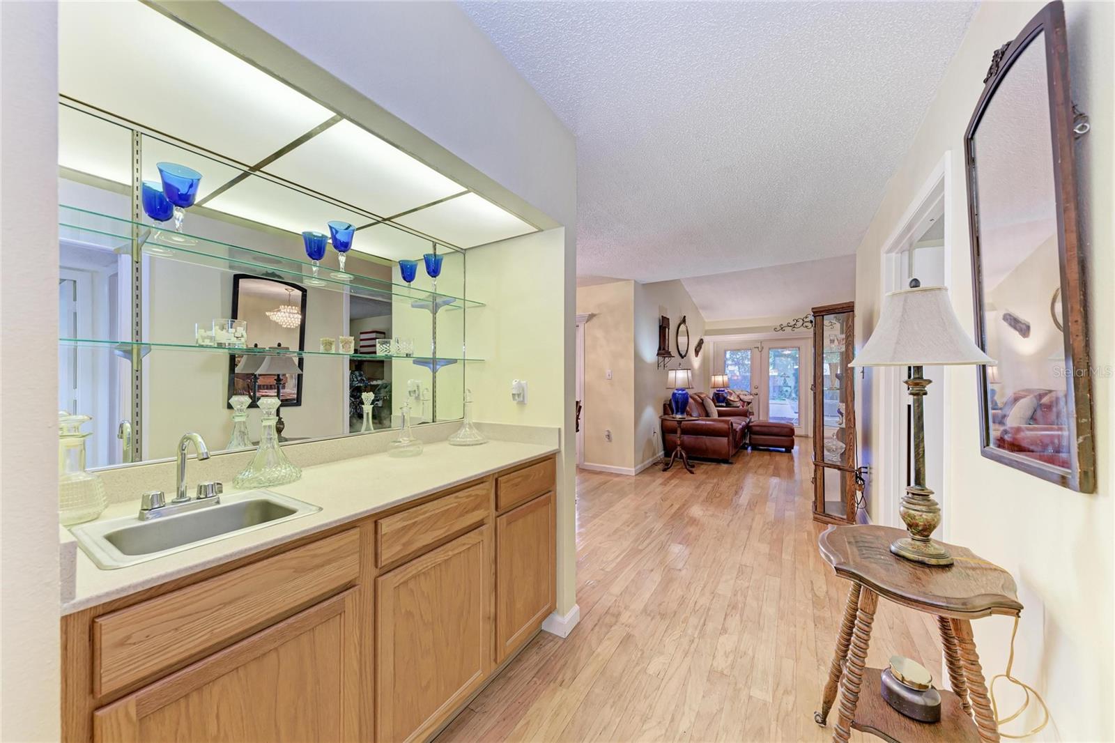 6207 Courtside Unit 23, Bradenton, FL 34210