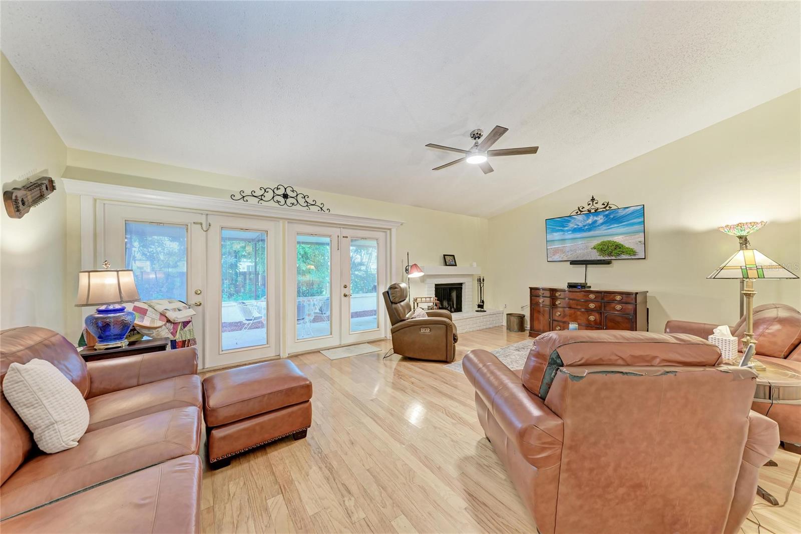 6207 Courtside Unit 23, Bradenton, FL 34210