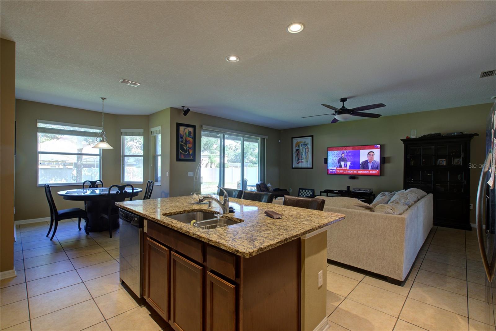 2516 Woodside Ridge, Apopka, FL 32712