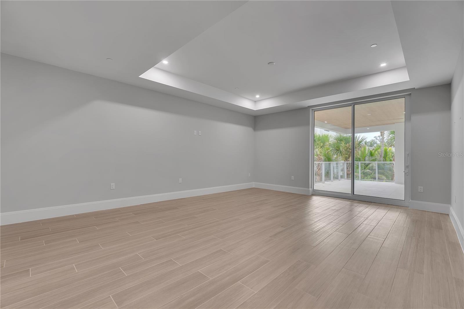 70 Avenida Veneccia Unit 204, Sarasota, FL 34242