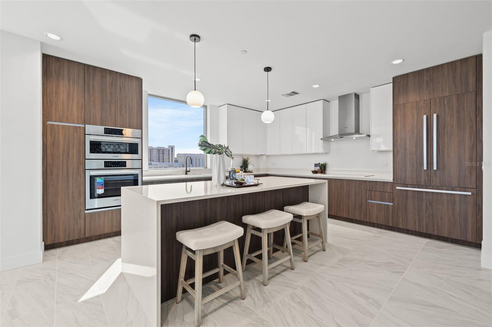 777 3rd Unit 805, St Petersburg, FL 33701
