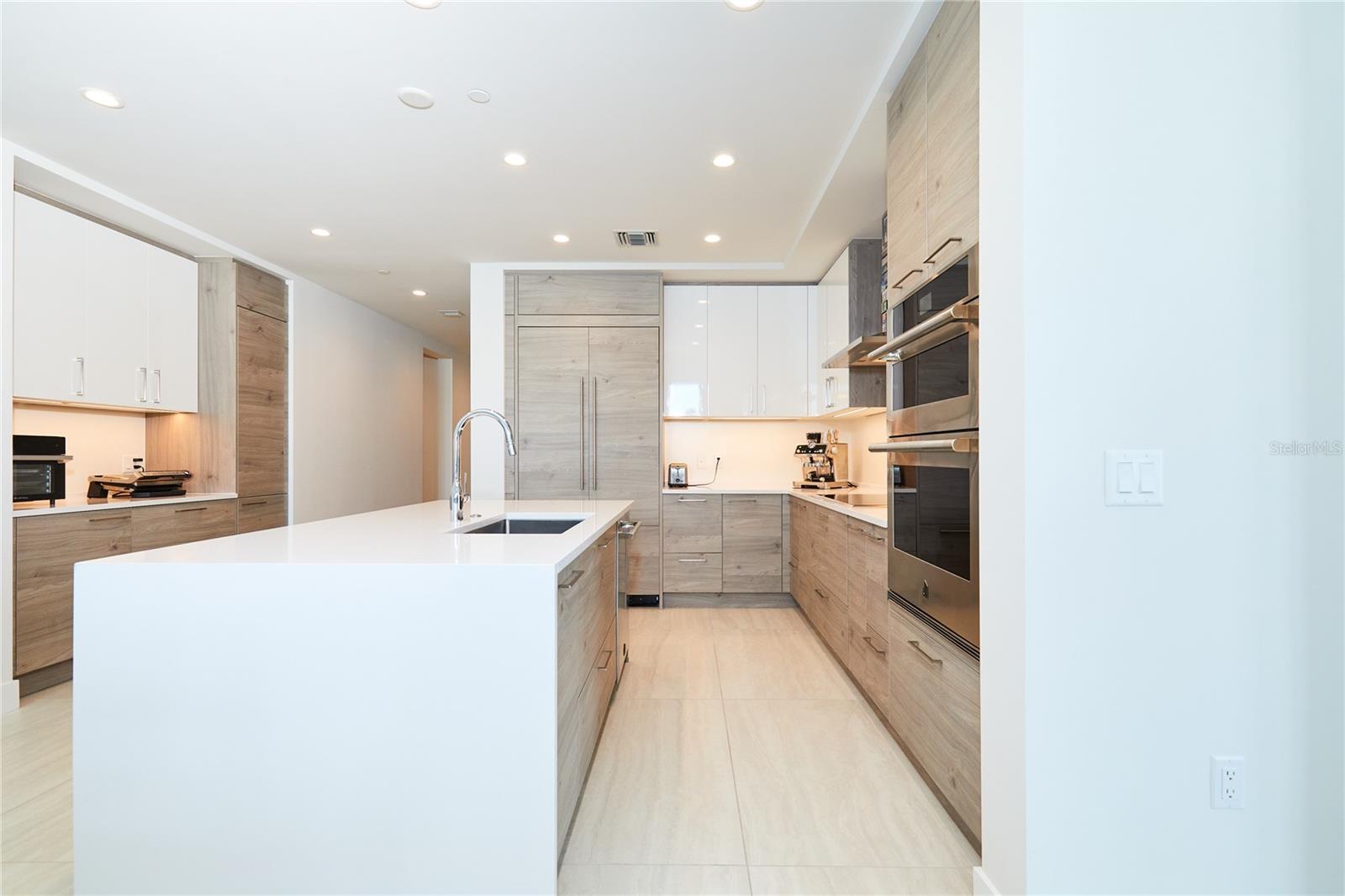301 1st Unit 804, St Petersburg, FL 33701