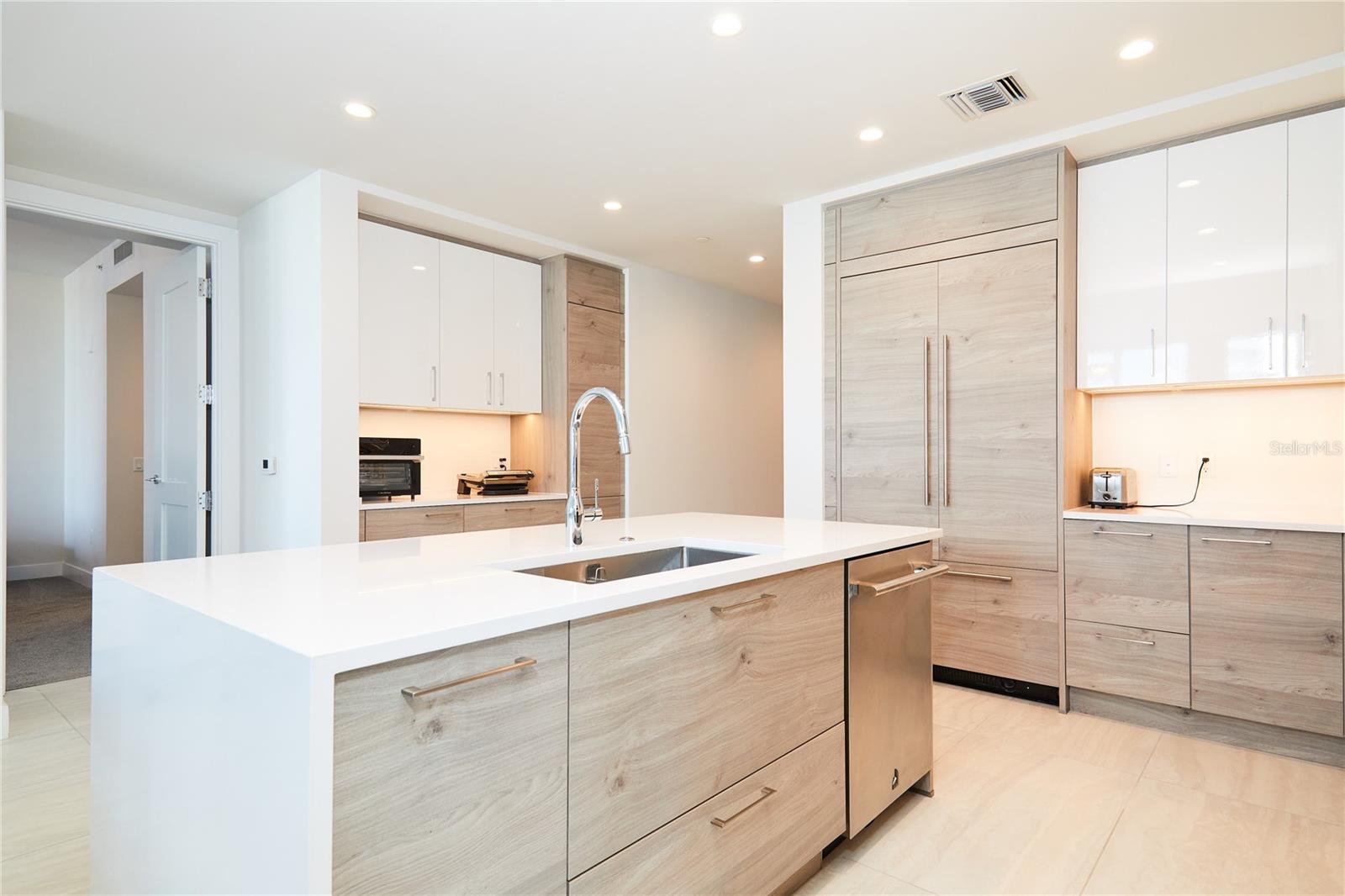301 1st Unit 804, St Petersburg, FL 33701