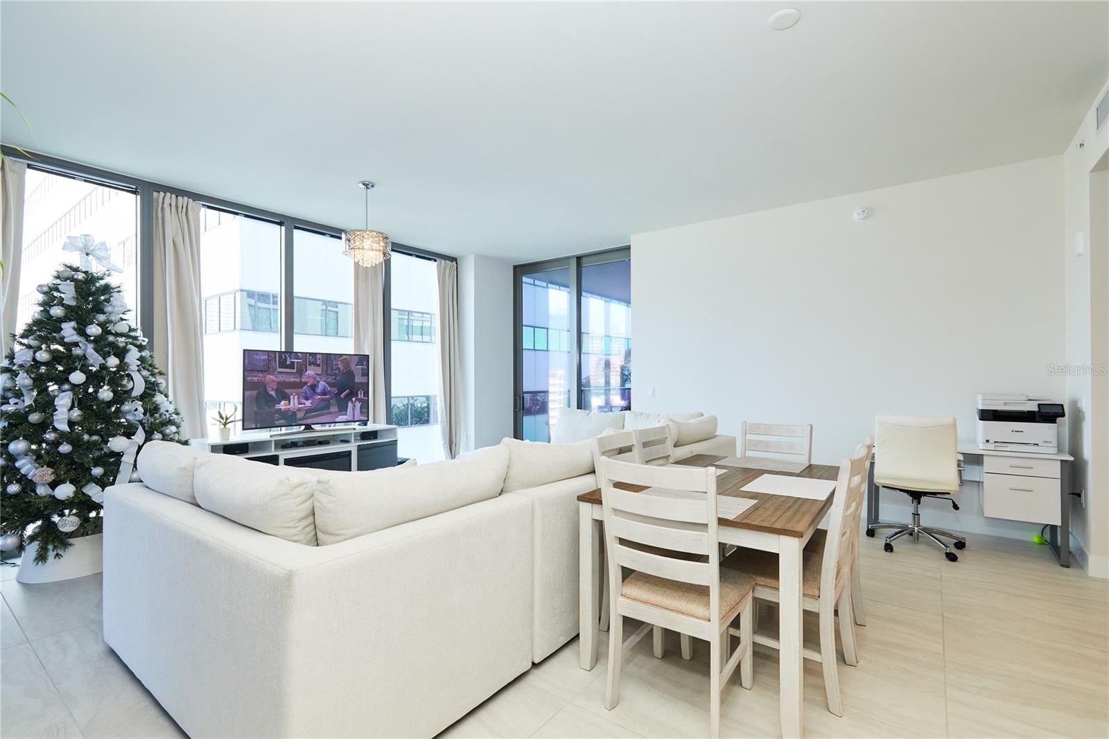 301 1st Unit 804, St Petersburg, FL 33701