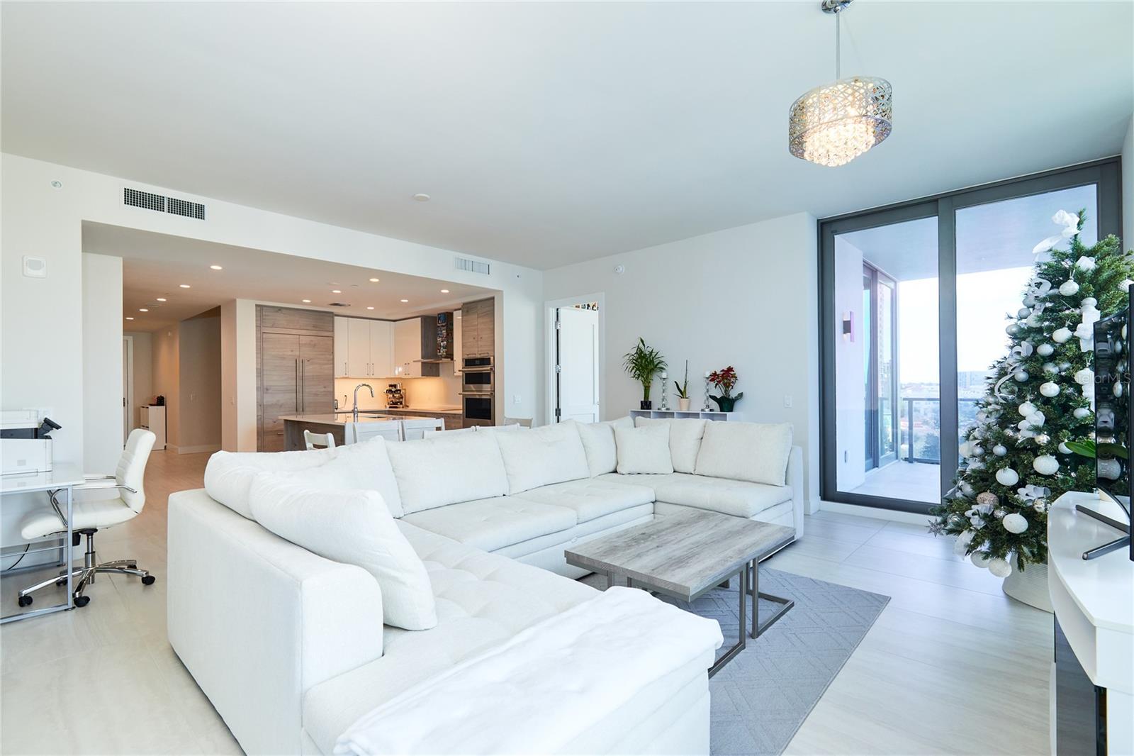 301 1st Unit 804, St Petersburg, FL 33701