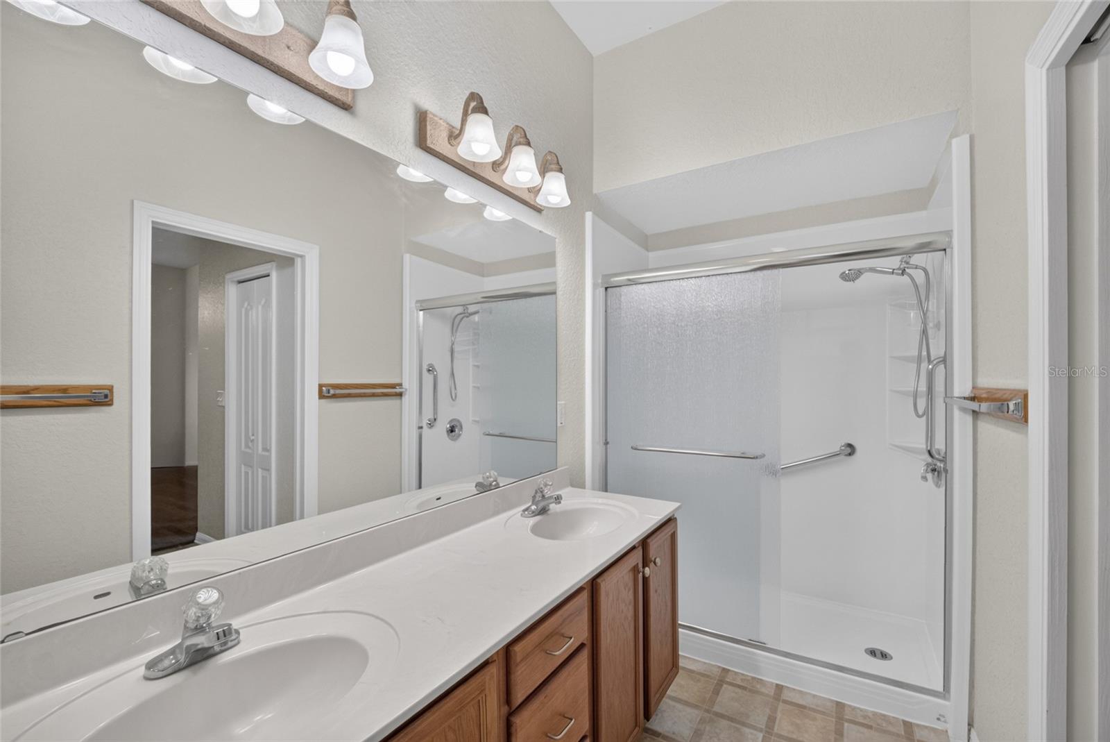 2216 40th, Ocala, FL 34470
