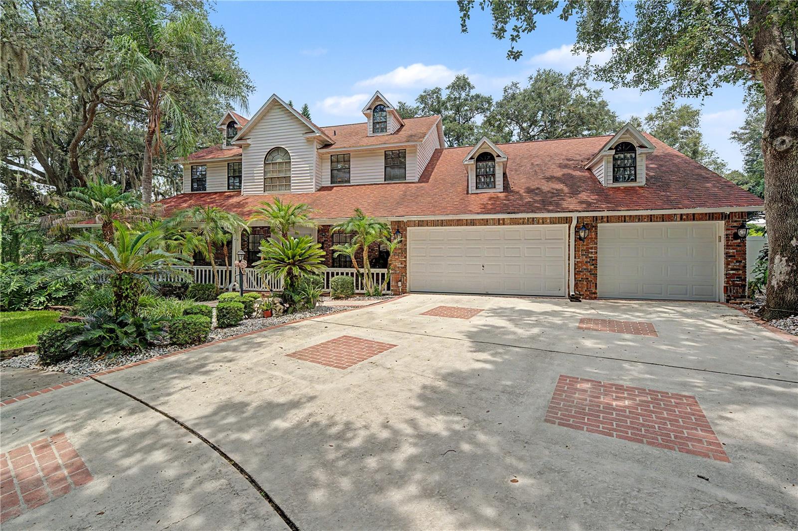 2004 Oakwood Knoll, Valrico, FL 33596