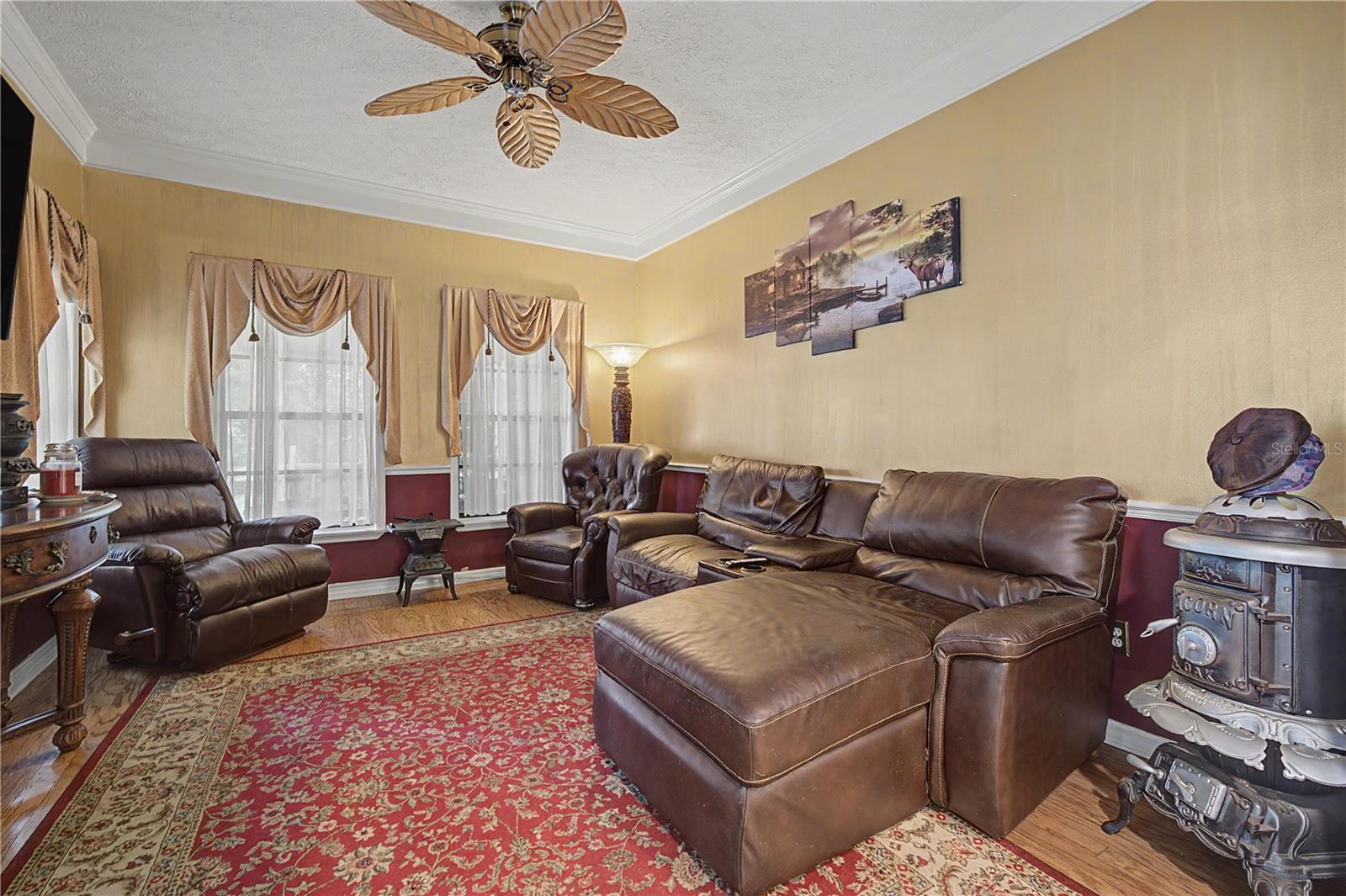 2004 Oakwood Knoll, Valrico, FL 33596