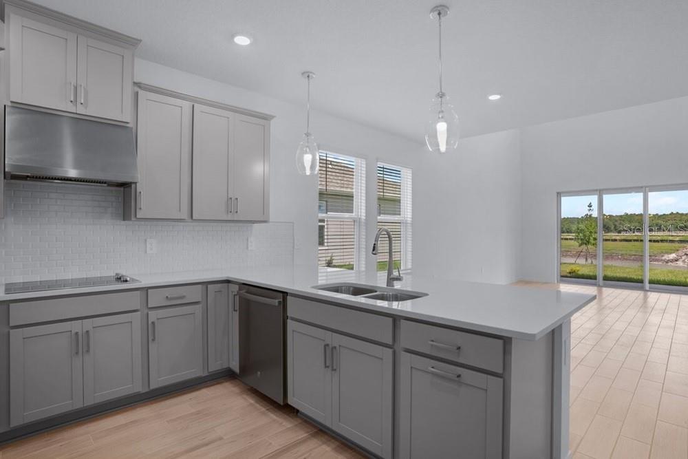 735 Steel, Apollo Beach, FL 33572