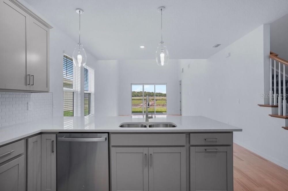 735 Steel, Apollo Beach, FL 33572