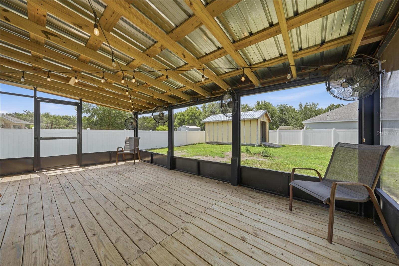 362 Lake, Umatilla, FL 32784