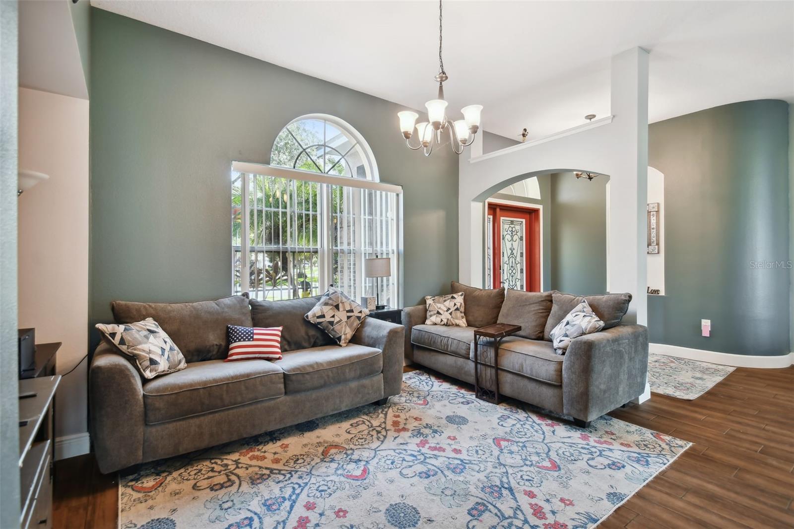 16920 Falconridge, Lithia, FL 33547
