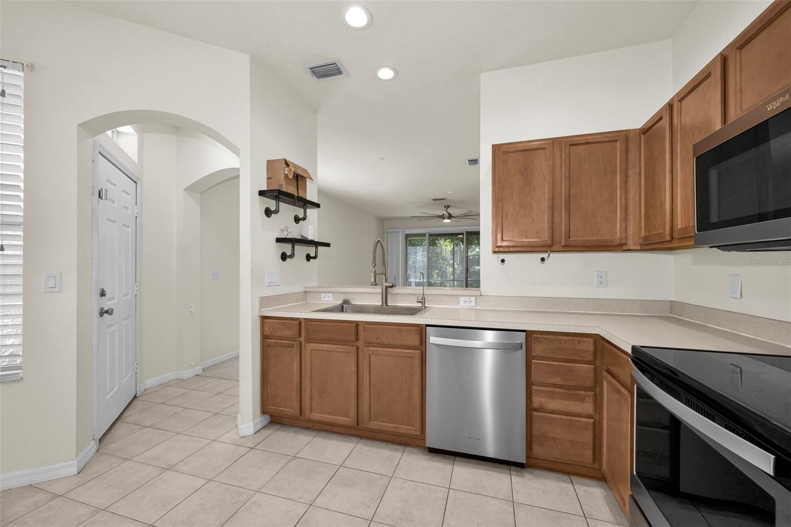 2418 Earlswood, Brandon, FL 33510
