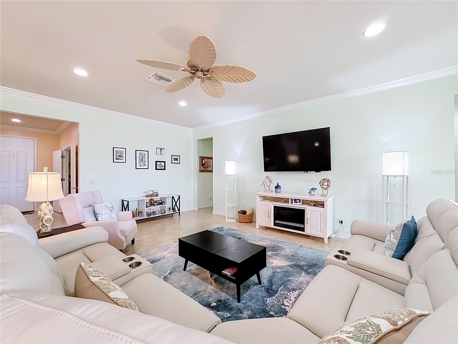 6149 Abaco, Sarasota, FL 34238