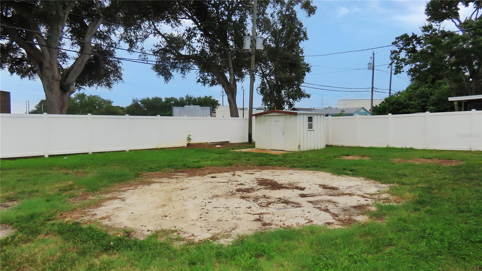 6543 34th, St Petersburg, FL 33710