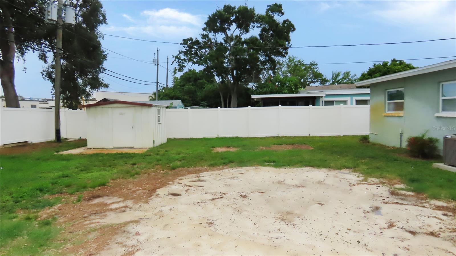 6543 34th, St Petersburg, FL 33710