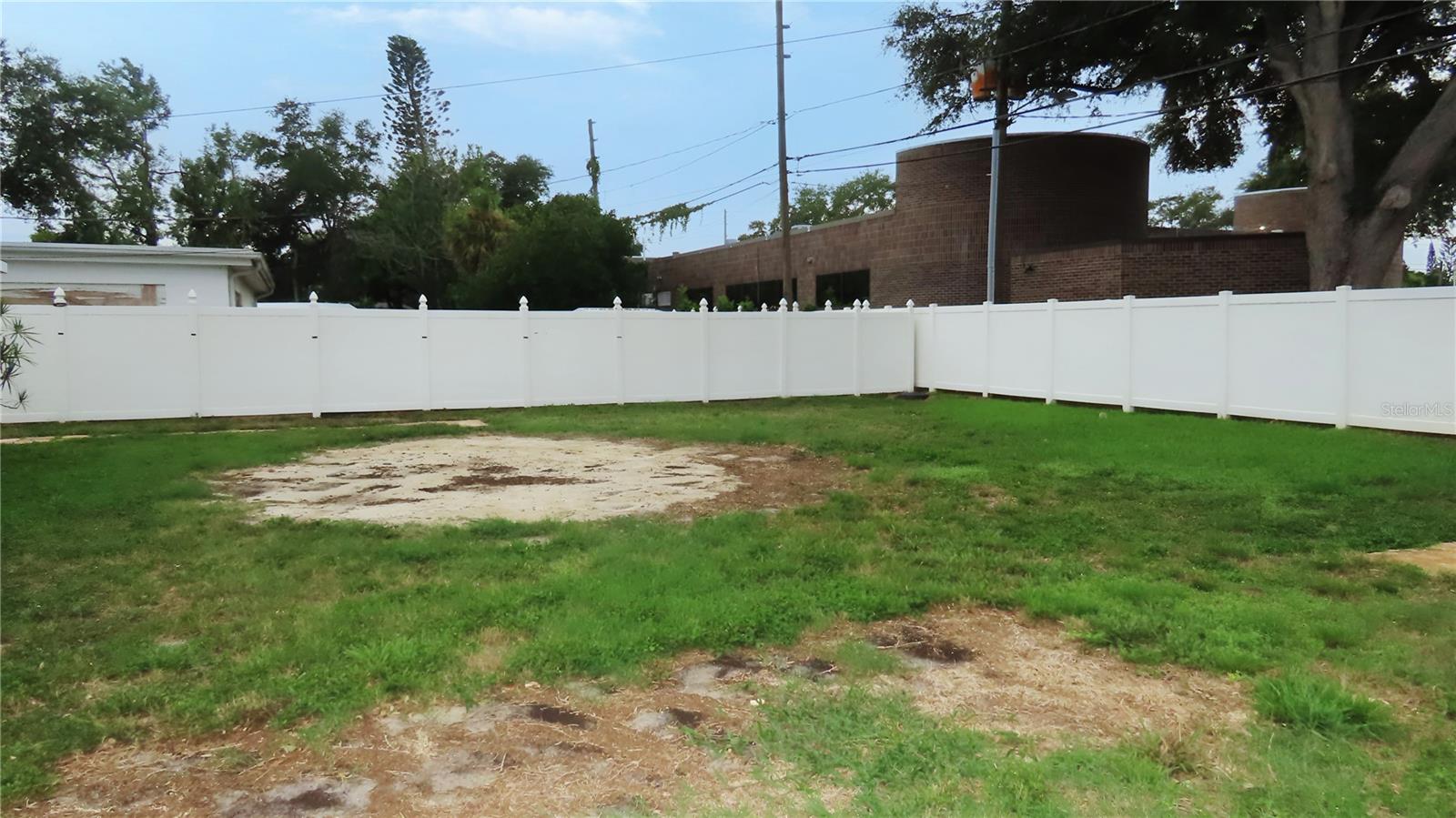 6543 34th, St Petersburg, FL 33710