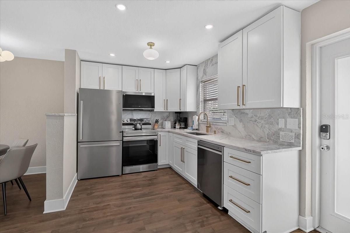 5830 Midnight Pass Unit 43, Sarasota, FL 34242
