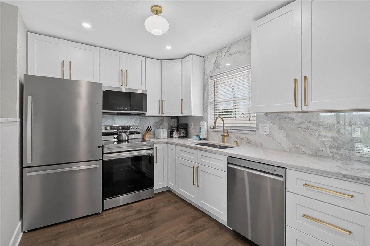 5830 Midnight Pass Unit 43, Sarasota, FL 34242