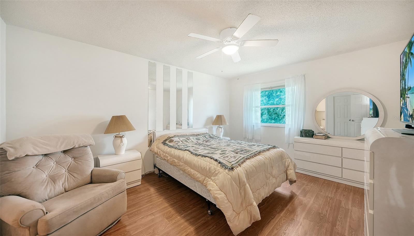 2260 Stickney Point Unit 324, Sarasota, FL 34231